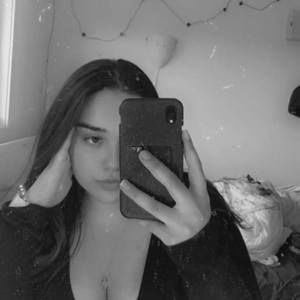 Meet your Posher, Milana